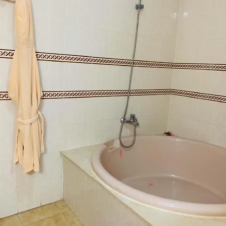 Appartement Ferienwohnung Fur 4 Personen Ca 80 Qm In Cristianos, Teneriffa Westkuste Von Teneriffa